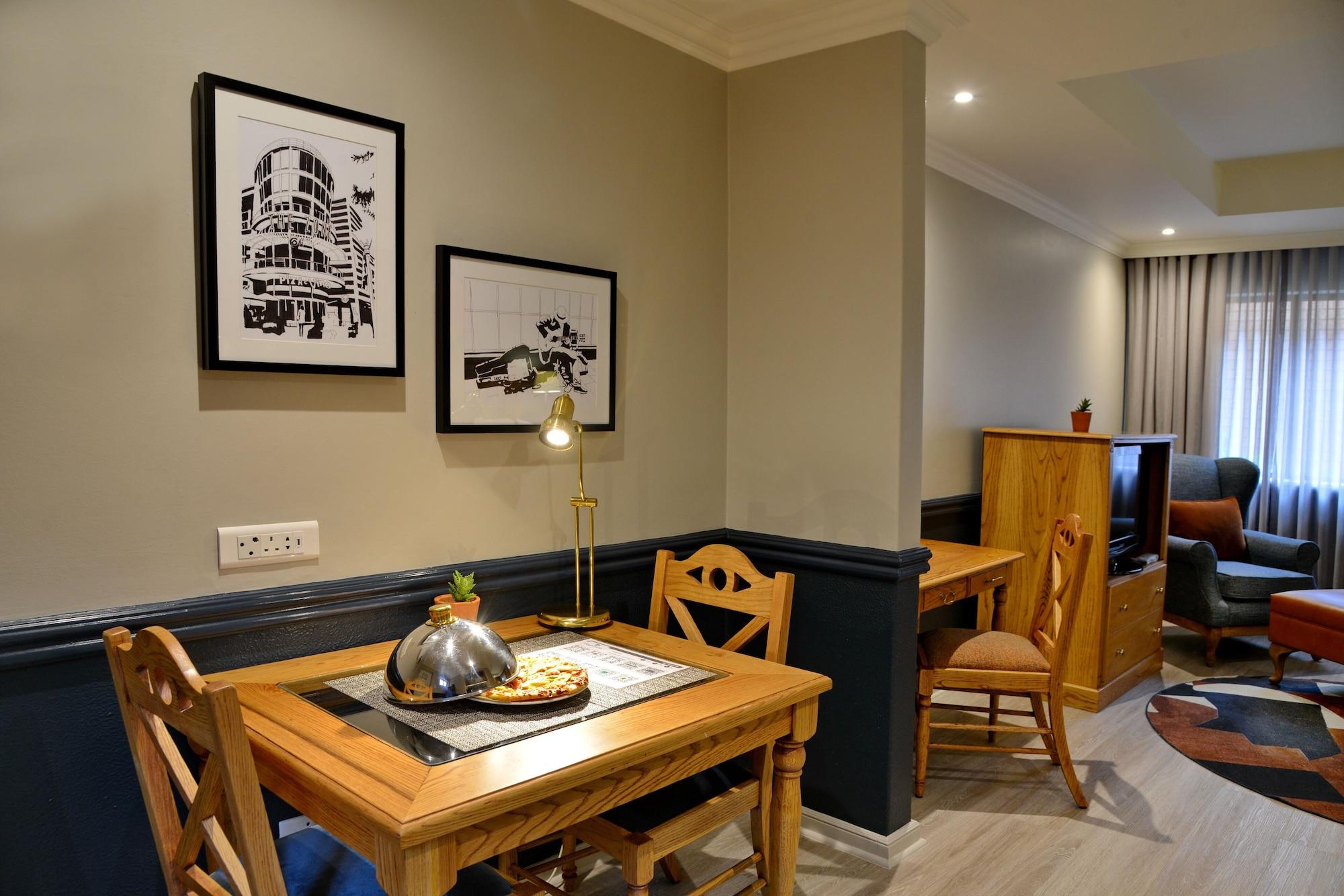 Courtyard Hotel Rosebank Johannesburg Esterno foto