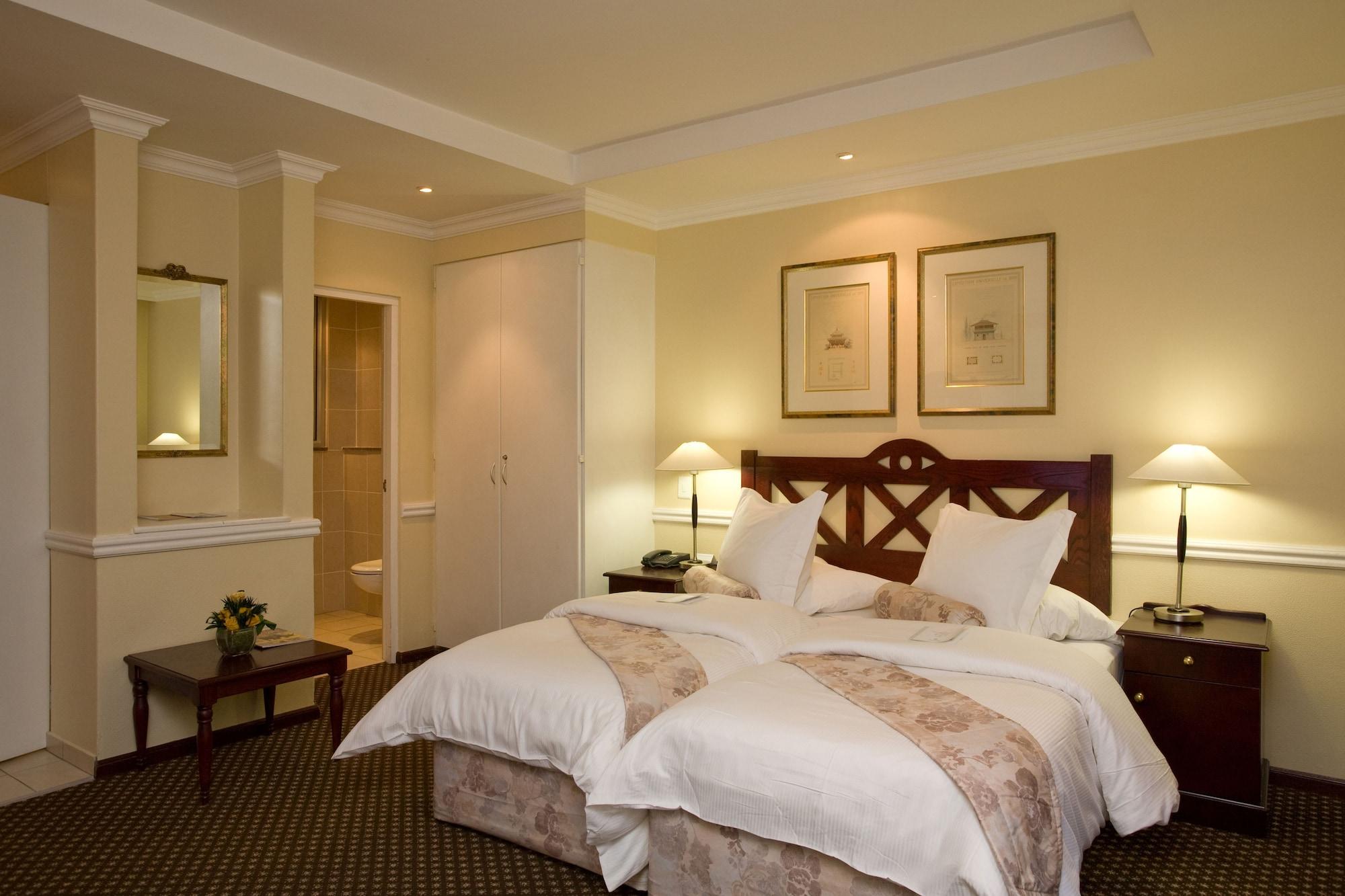 Courtyard Hotel Rosebank Johannesburg Esterno foto