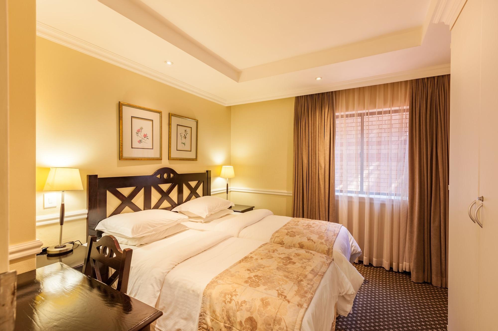 Courtyard Hotel Rosebank Johannesburg Esterno foto