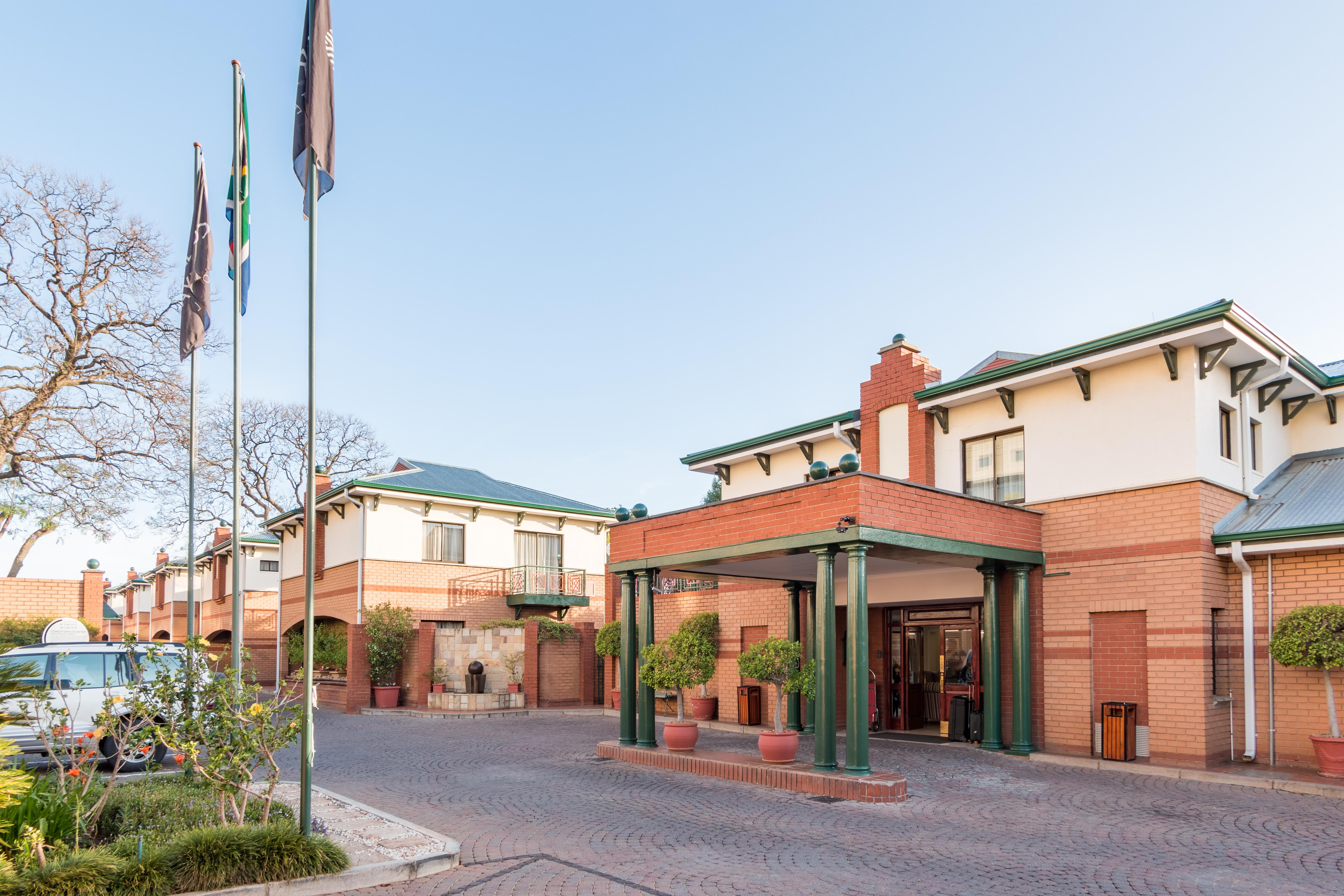 Courtyard Hotel Rosebank Johannesburg Esterno foto