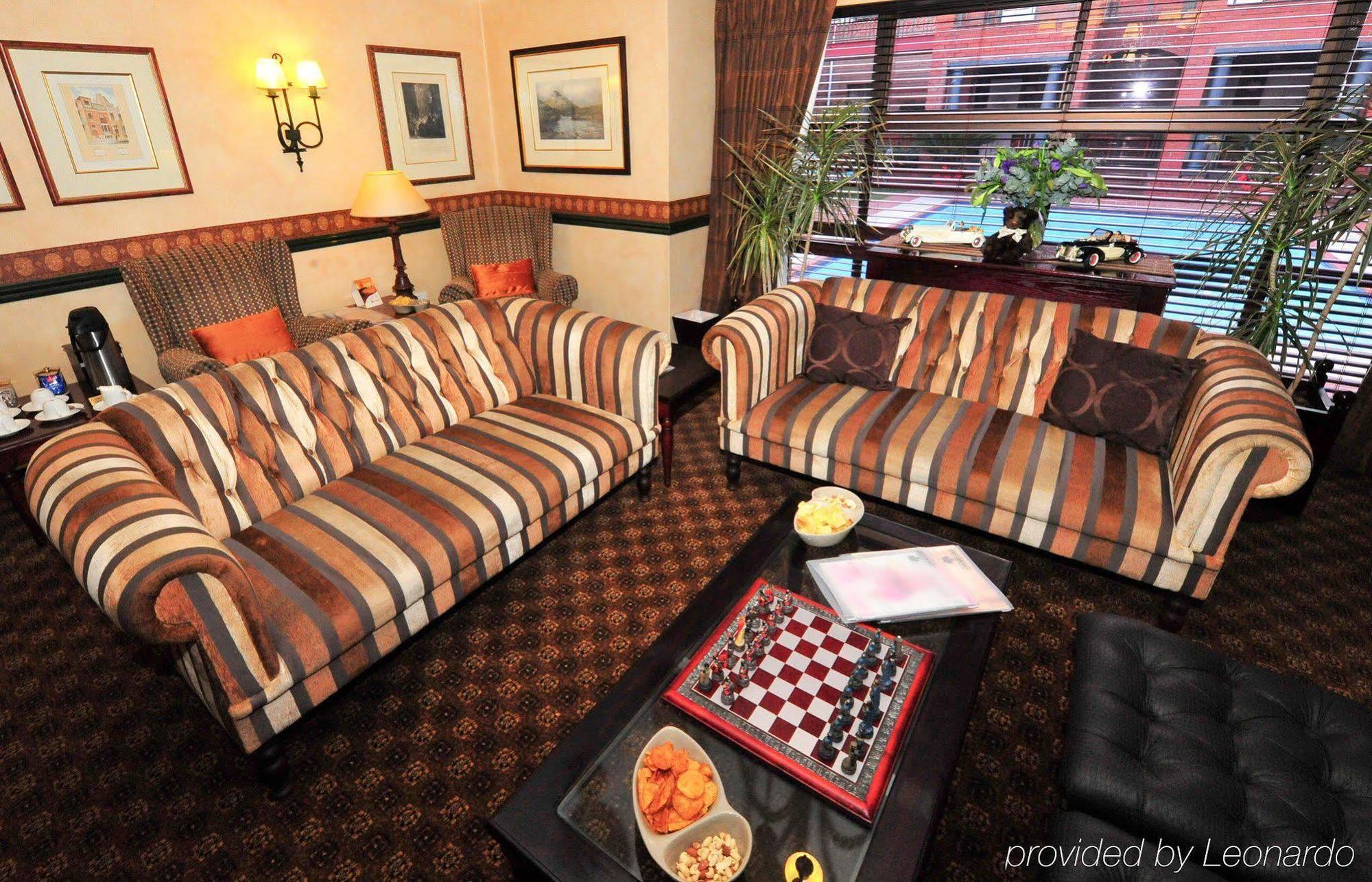 Courtyard Hotel Rosebank Johannesburg Esterno foto